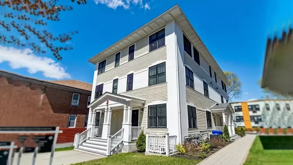 55 Hutchings Street